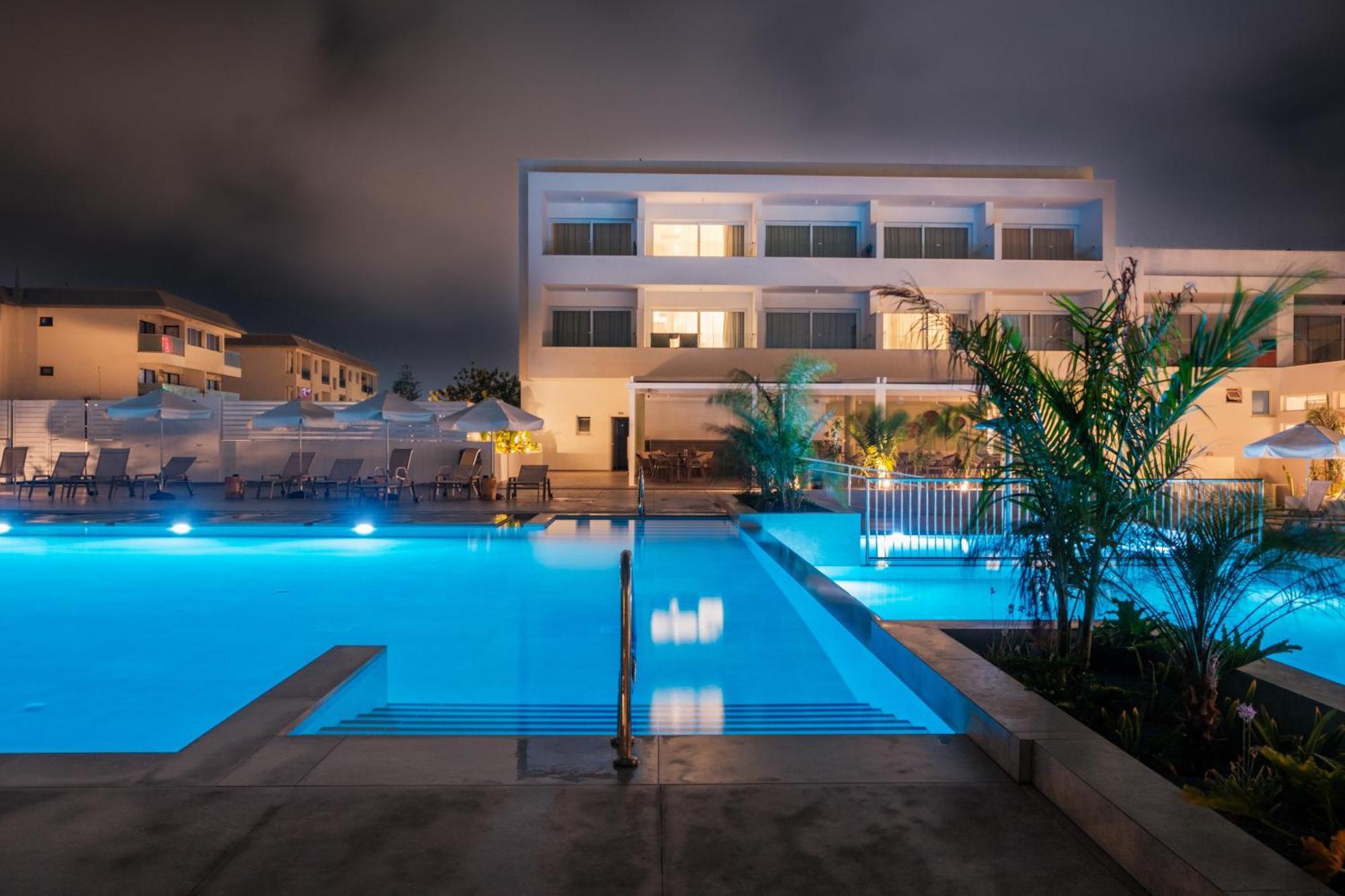 Abacus Suites 圣纳帕 外观 照片