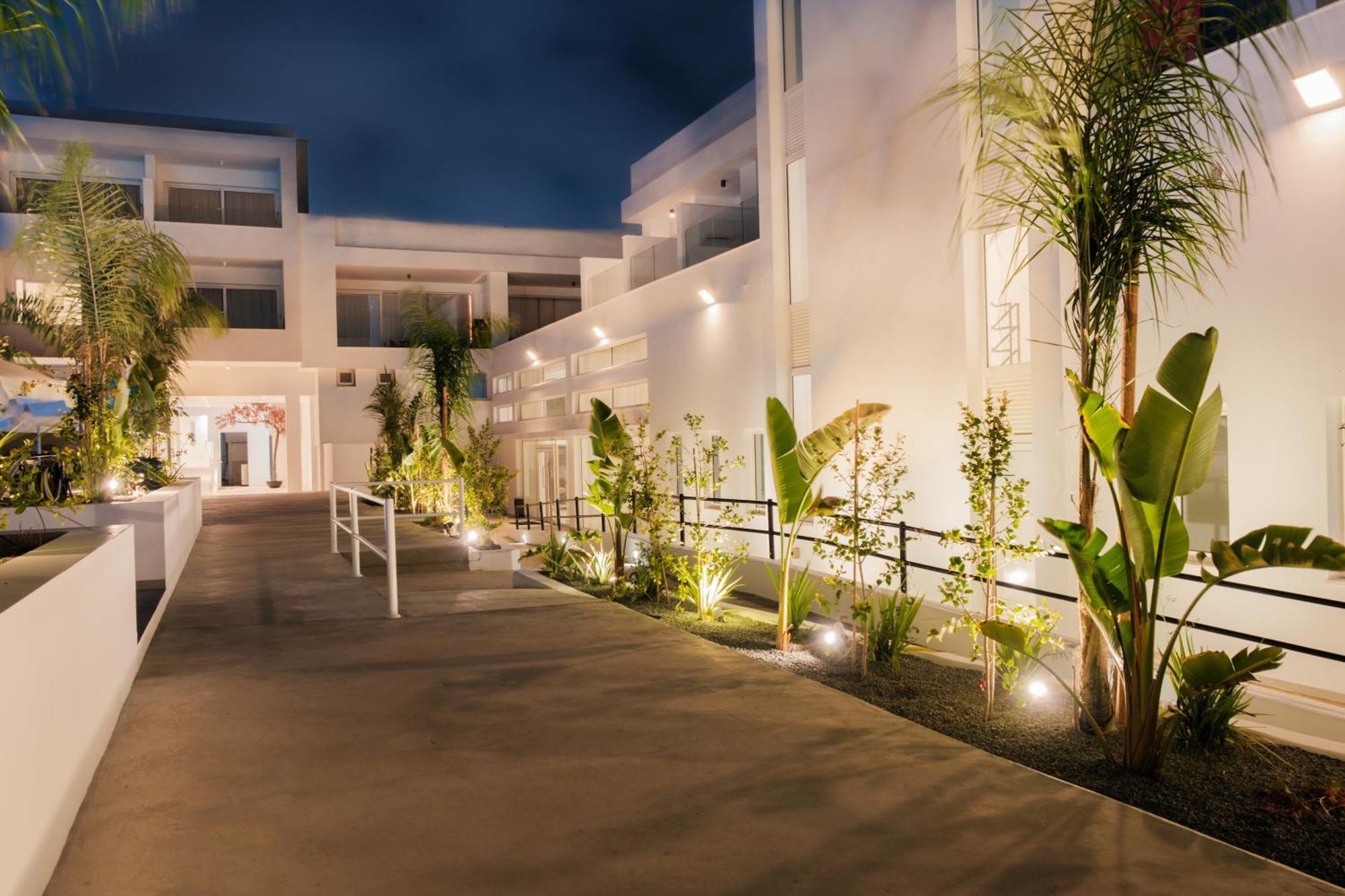 Abacus Suites 圣纳帕 外观 照片