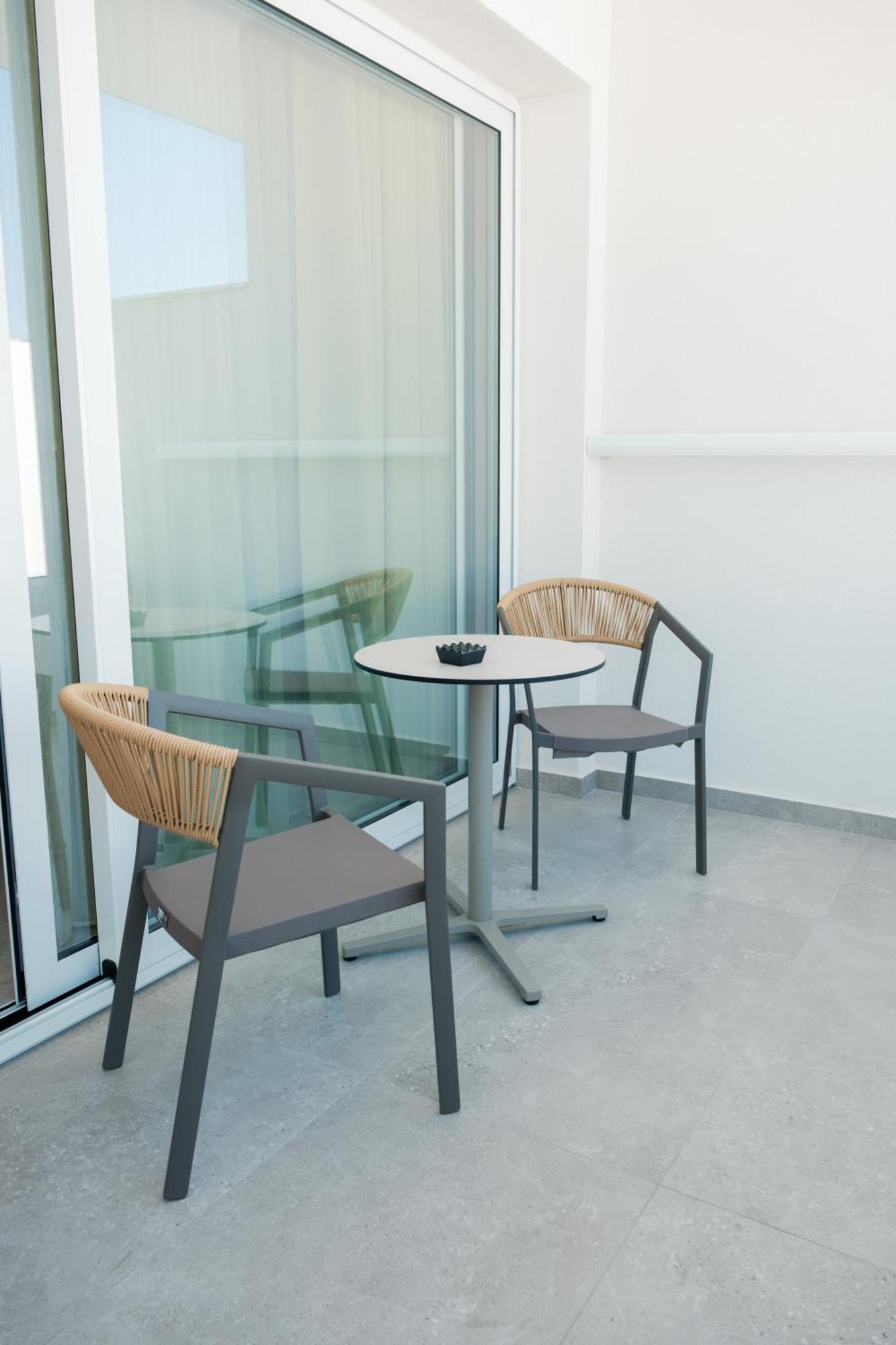 Abacus Suites 圣纳帕 外观 照片